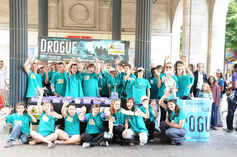 équipe non à la drogue, oui à la vie équipe non à la drogue, oui à la vie