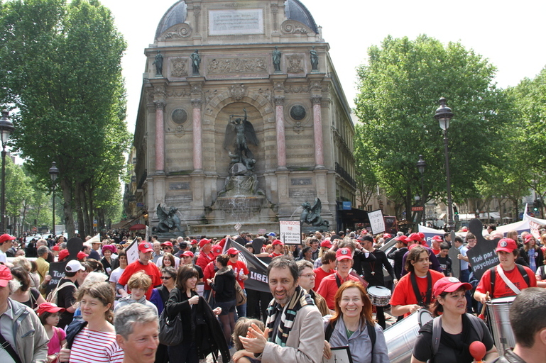 Manifestation contre le projet de loi psychiatrique 