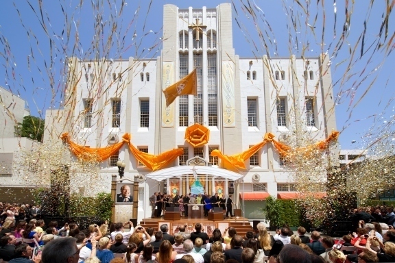 Ce week-end, la nouvelle Eglise de Scientologie d'Orange County s'est ouverte