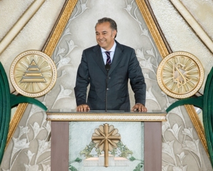 Maurizio Saia, sénateur de la République d'Italie pour la Vénétie Maurizio Saia, sénateur de la République d'Italie pour la Vénétie