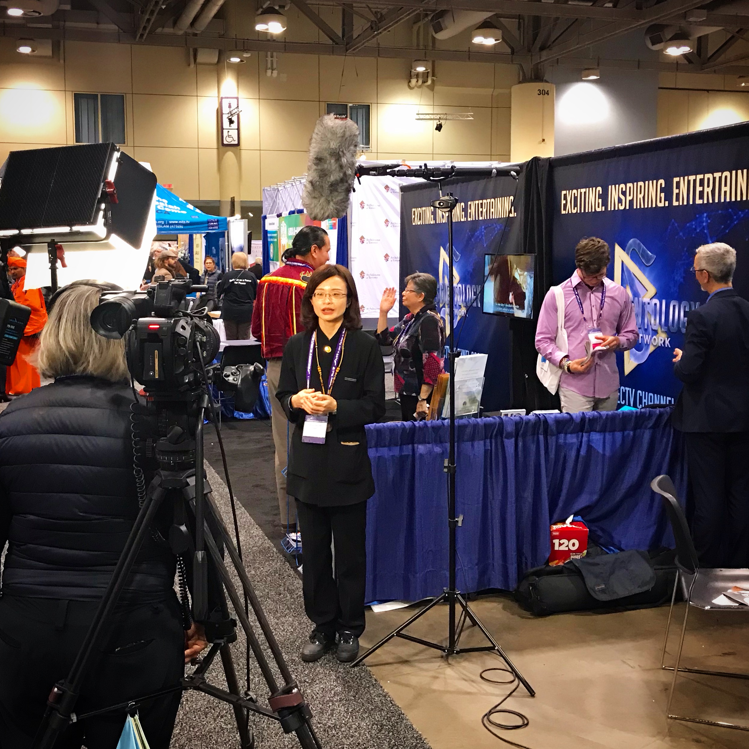 Au Parlement des Religions du Monde Au Parlement des Religions du Monde