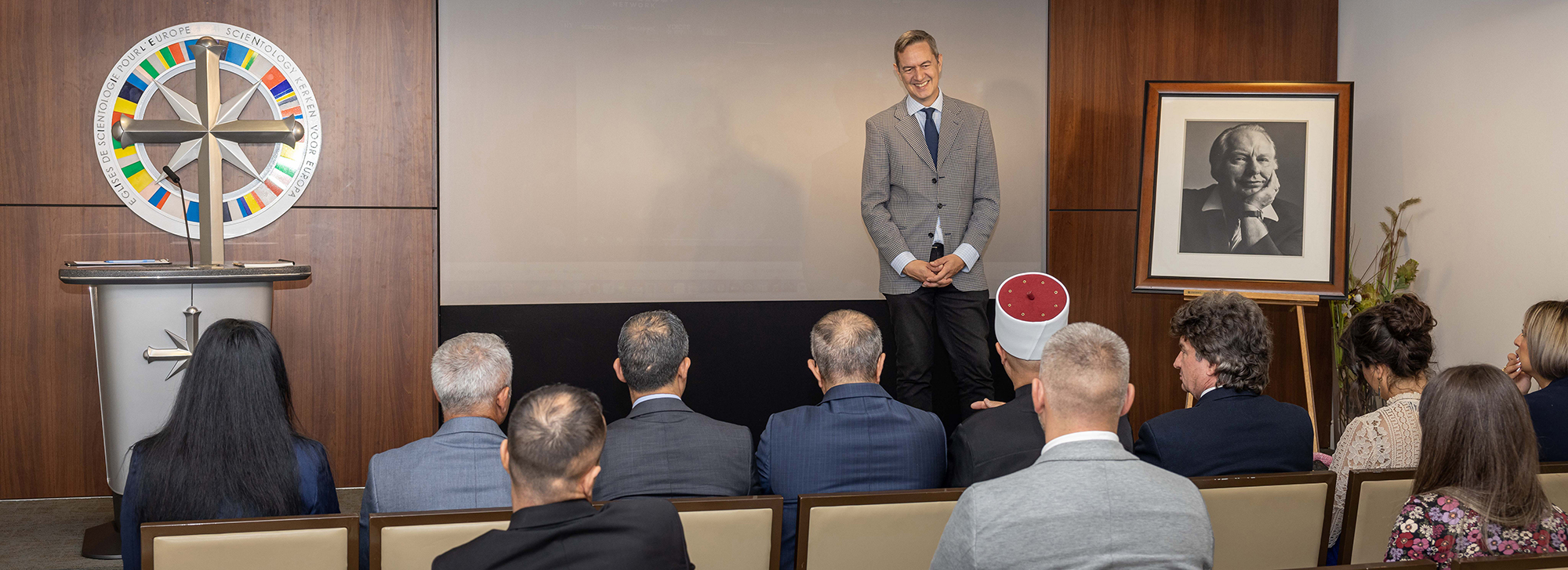 Les Druzes, le Népal, la Paix et la Scientology Les Druzes, le Népal, la Paix et la Scientology