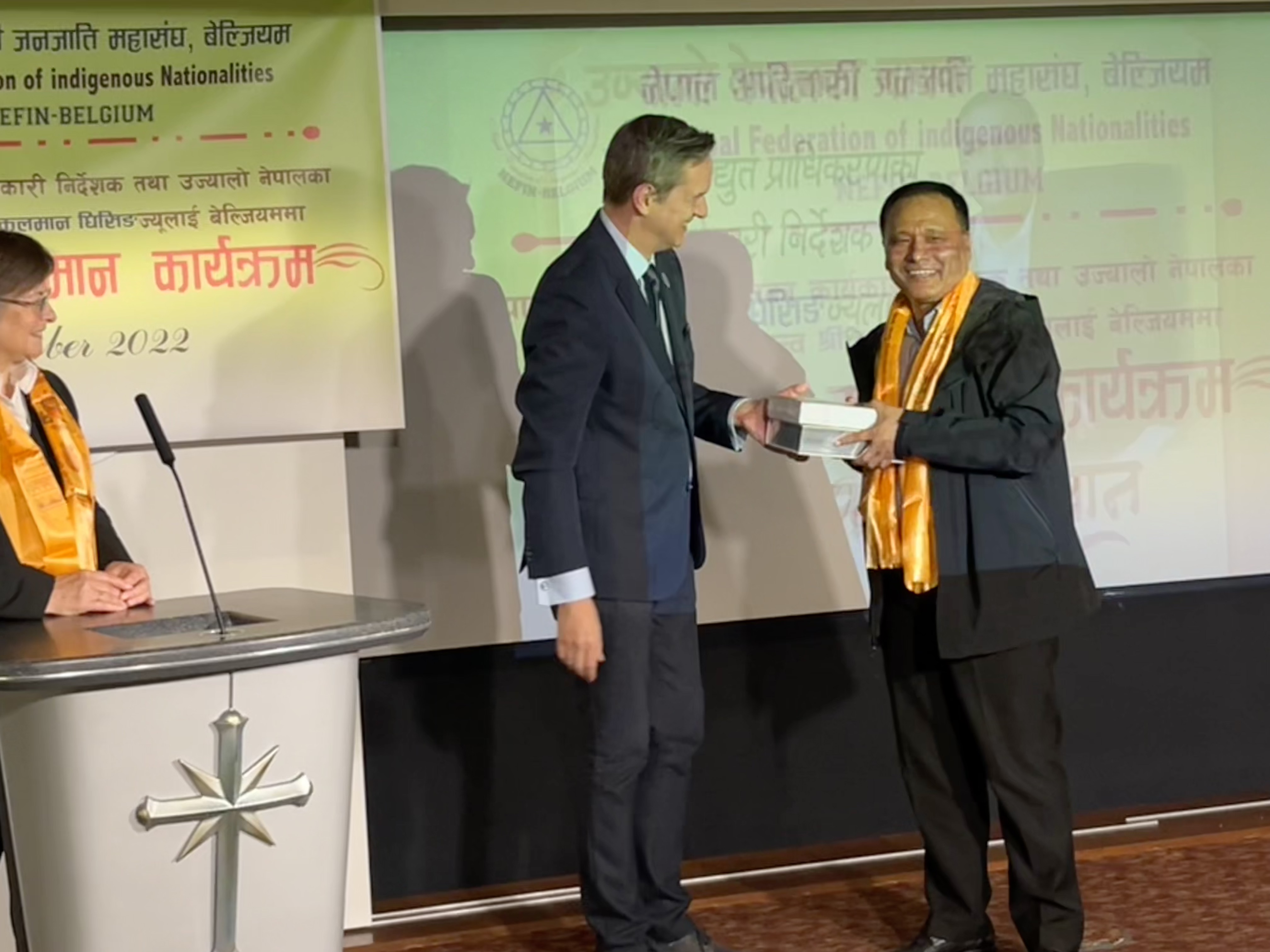 Les Druzes, le Népal, la Paix et la Scientology Les Druzes, le Népal, la Paix et la Scientology