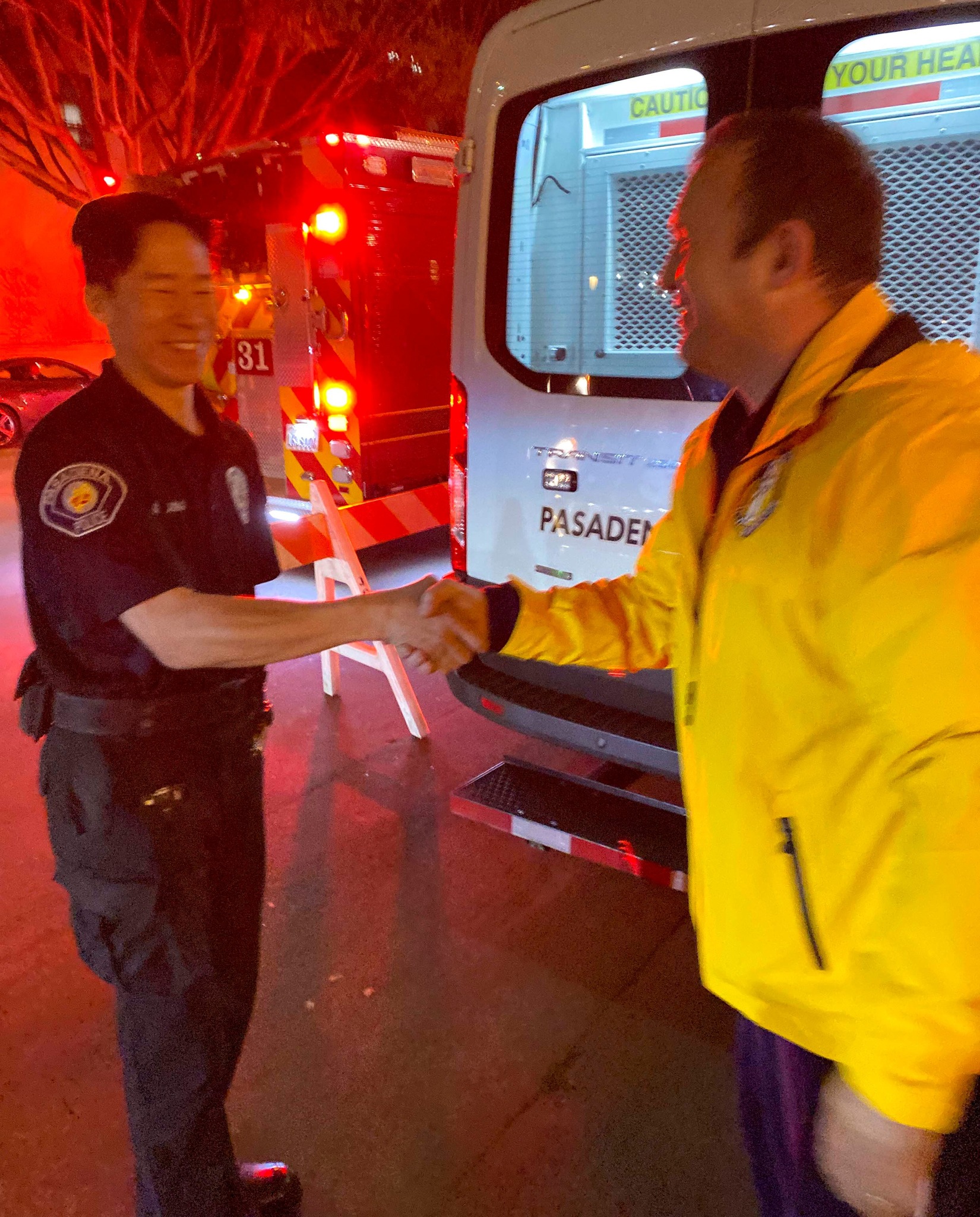 Au milieu des feux de LA, l’aide des ministres volontaires de Scientology Au milieu des feux de LA, l’aide des ministres volontaires de Scientology