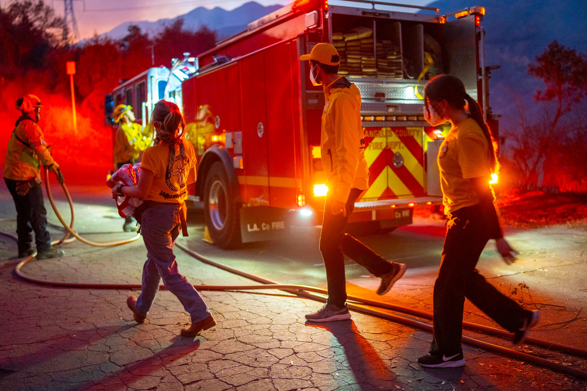 Au milieu des feux de LA, l’aide des ministres volontaires de Scientology Au milieu des feux de LA, l’aide des ministres volontaires de Scientology