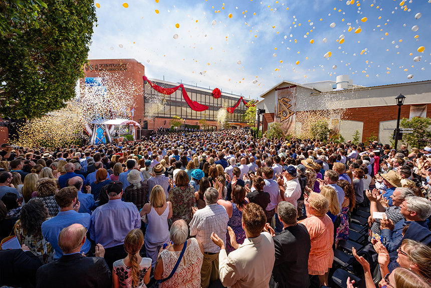 L'Eglise de Scientologie inaugure ses nouveaux studios de télévision, et plus encore...