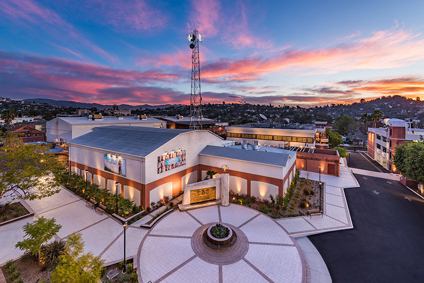 L'Eglise de Scientologie inaugure ses nouveaux studios de télévision, et plus encore... L'Eglise de Scientologie inaugure ses nouveaux studios de télévision, et plus encore...