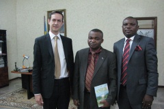 avec le Ministre affaires sociales et humanitaires de la RDC
