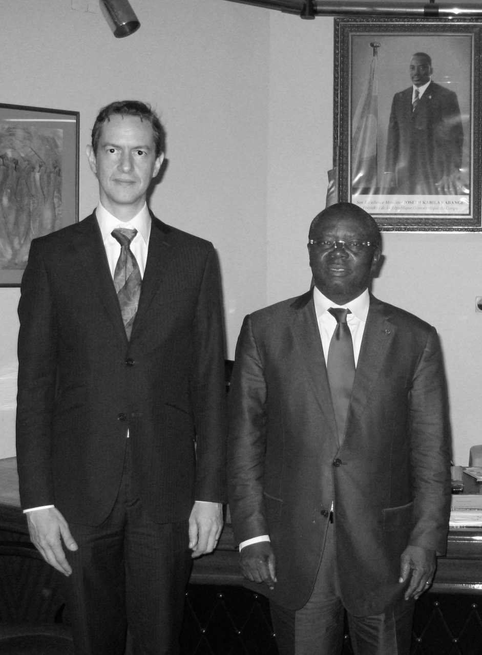 avec son excellence André Kimbuta, gouverneur de Kinshasa