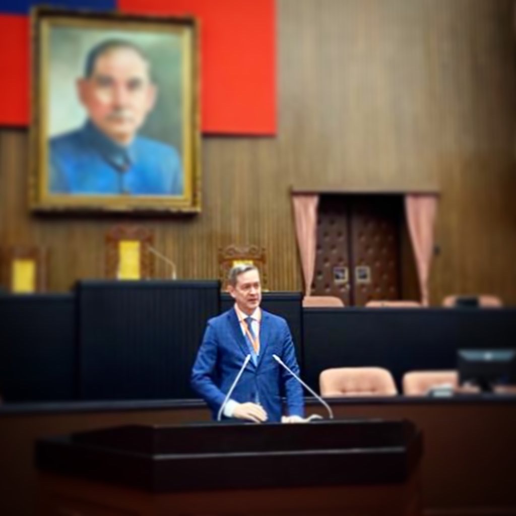 Eric Roux au Yuan législatif de Taiwan (Parlement Taiwanais)