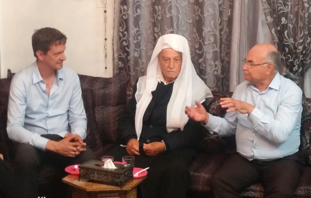 Eric Roux et Sheikh Hussein Abu Rukun, un des leaders de la communauté Druze en Israël. Isfiya, Israel, juillet 2017